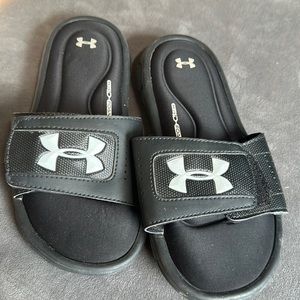 Under Armour youth Velcro slides